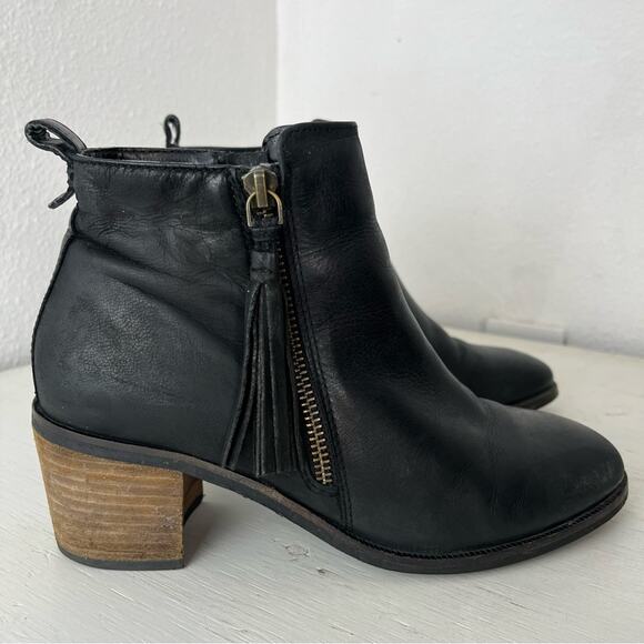 Crevo Autumn black leather tassel zip ankle boot size 7 - Picture 10 of 10